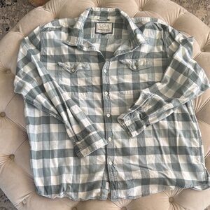 American Eagle Outfitters Green and White Plaid Shirt